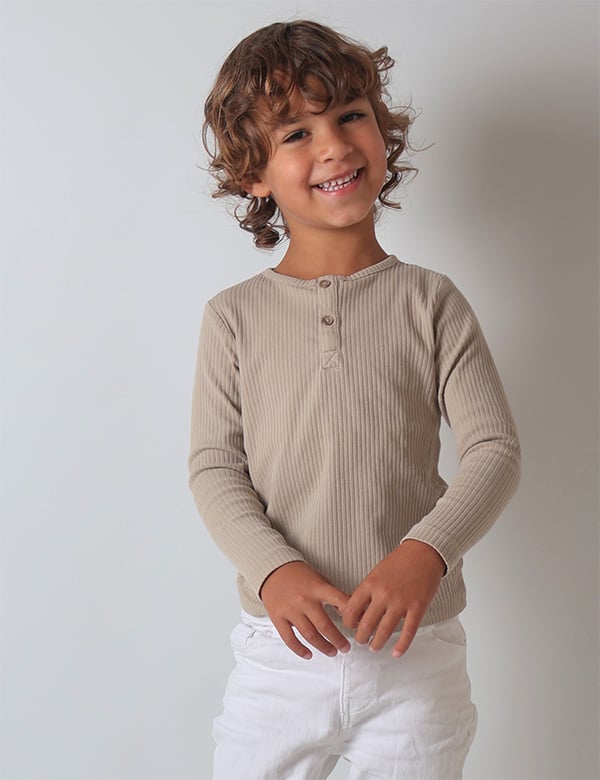 Kindermodel met bruin haar Zayn V.