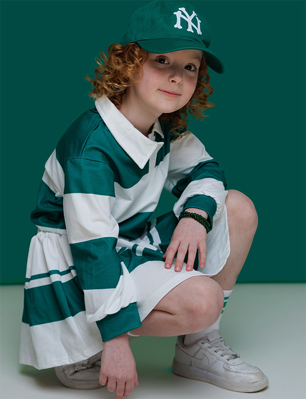 Kindermodel met rood haar Zoey Ko.