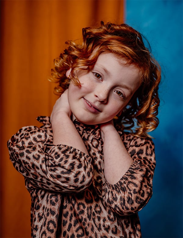 Kindermodel met rood haar Zoey Ko.