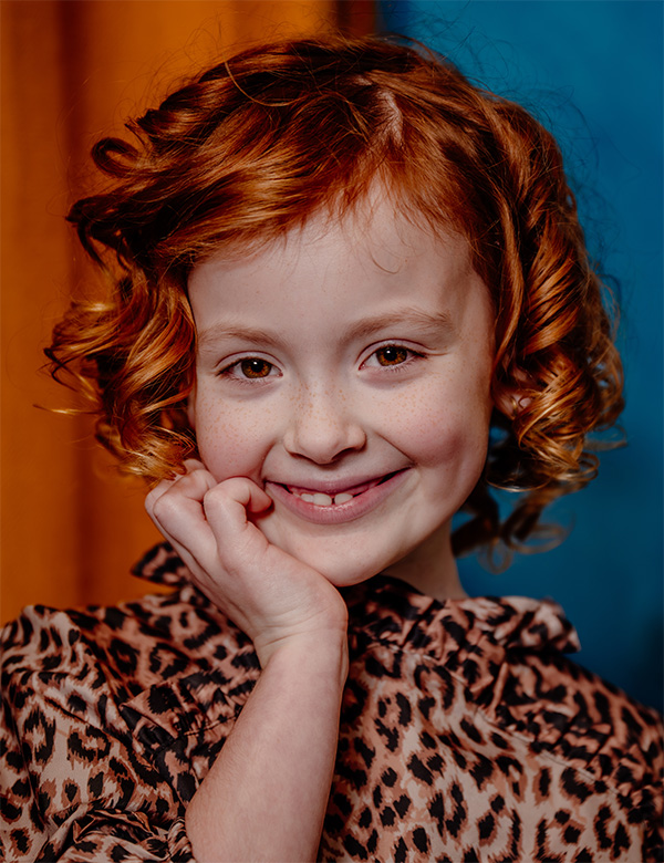 Kindermodel met rood haar Zoey Ko.
