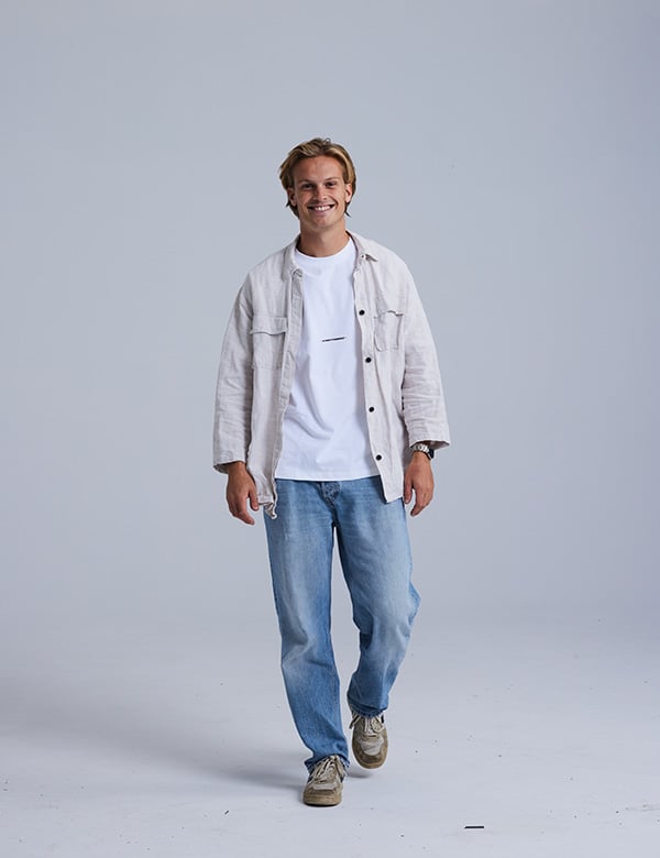 mannelijk model met blond haar Jaap K.