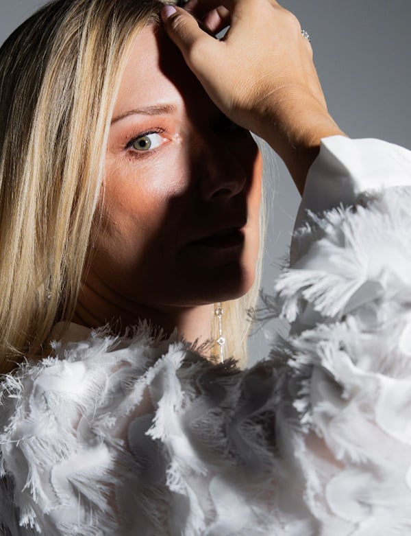 vrouwelijk model met blond haar Kathleen.