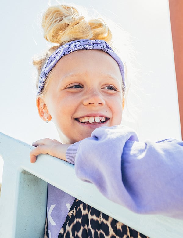 meisjes kindermodel met lichtblond haar Laurie K.