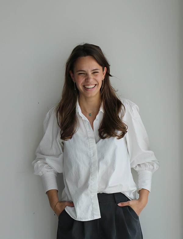 vrouwelijk model met bruin haar Zawani.