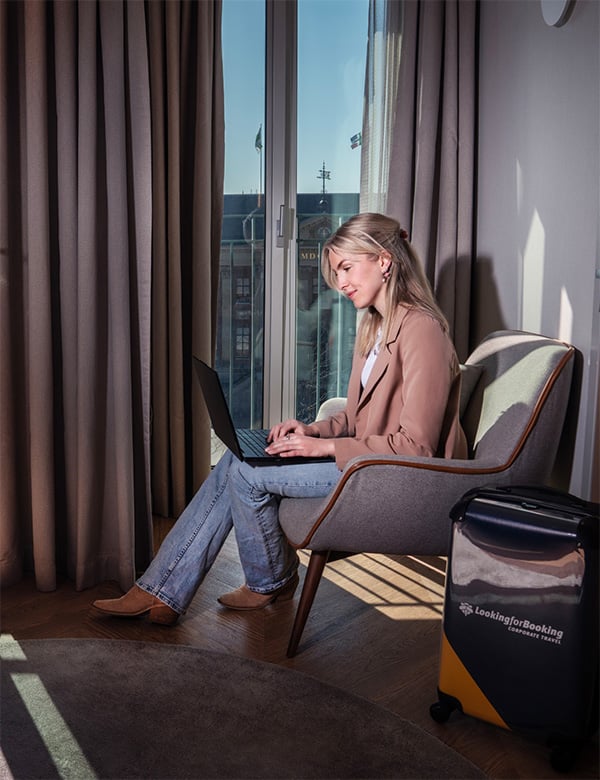 Vrouwelijk model met blond haar Renée B.
