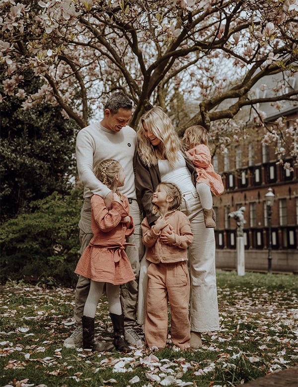 Vrouwelijk model met blond haar Renée B.