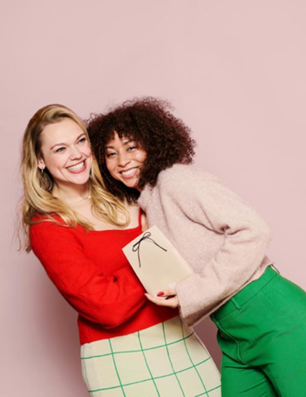 Vrouwelijk model met blond/bruin haar Ysabel