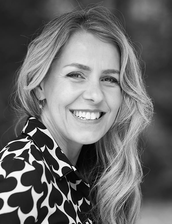 Vrouwelijk model met blond haar Angelique R.