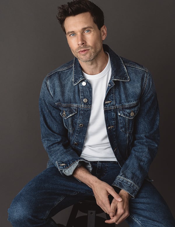Mannelijk model met donker haar Bob R.