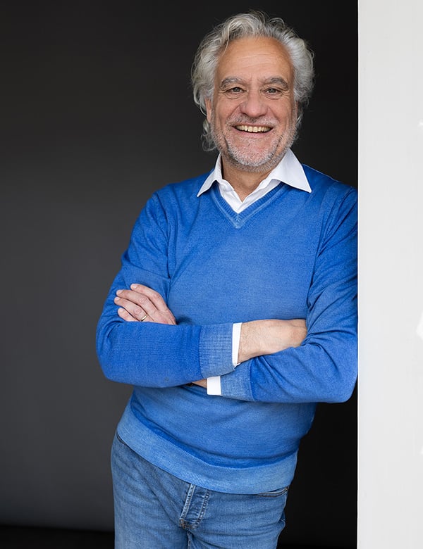 Mannelijk model met grijs haar Danny G.