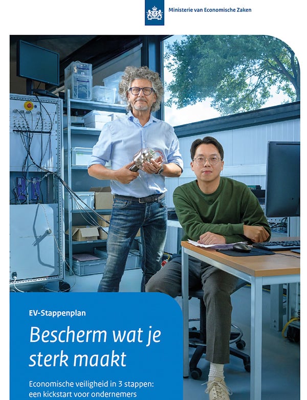 Mannelijk model met zwart haar Lakchih