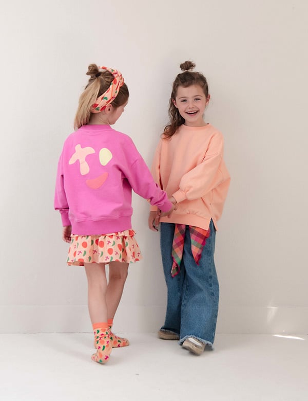 Kindermodel met bruin haar Loua V.