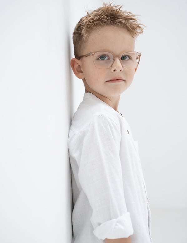 Kindermodel met blond haar Aiden B.