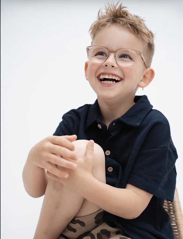 Kindermodel met blond haar Aiden B.