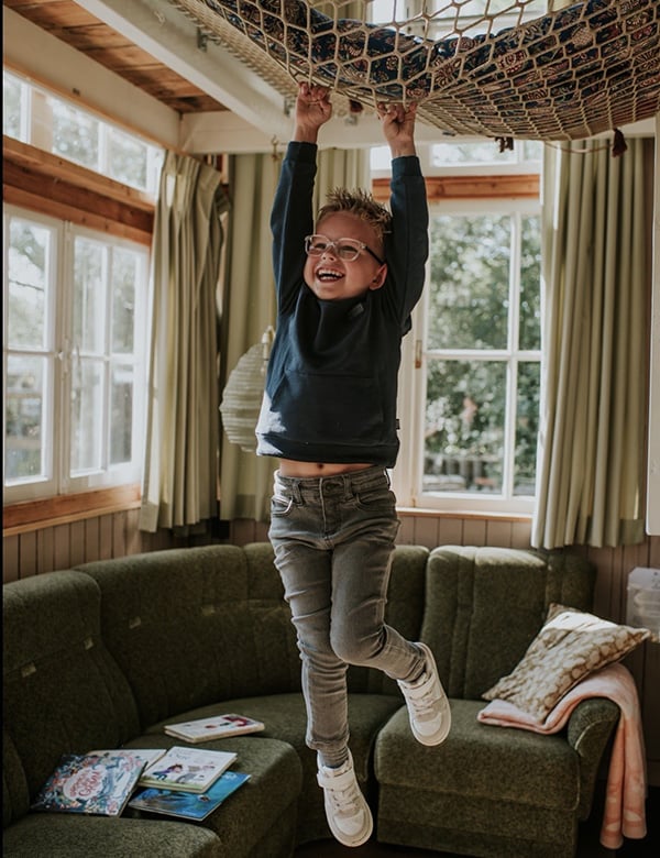 Kindermodel met blond haar Aiden B.