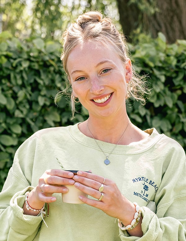 Vrouwelijk model met blond haar Berber