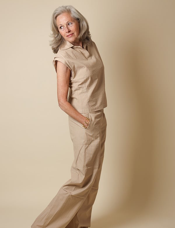 Vrouwelijk model met blond/grijs haar Marie-Claire