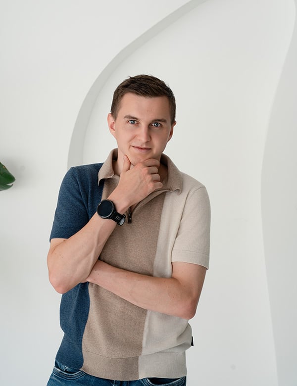 Mannelijk model met donkerblond haar Matthijs D.
