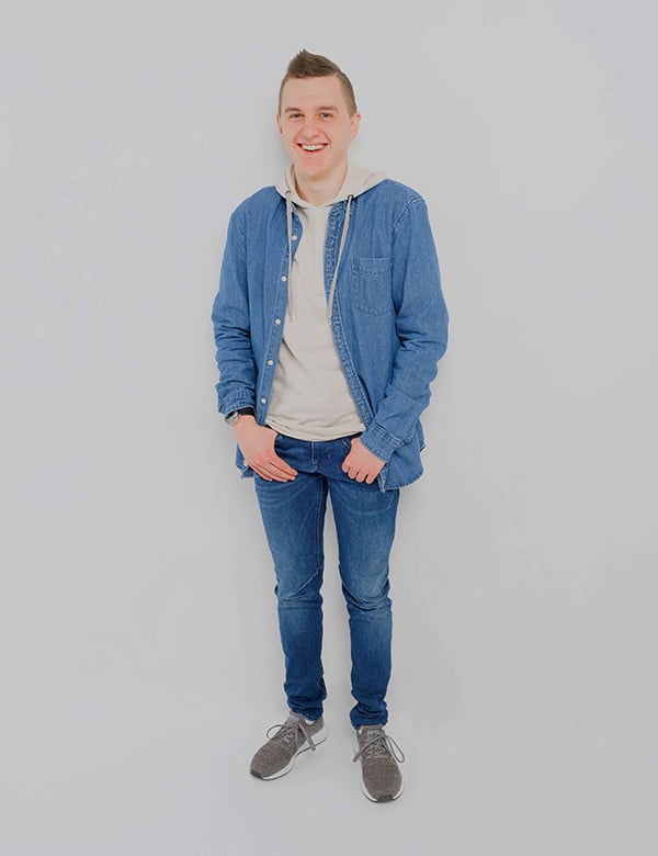 Mannelijk model met bruin haar Matthijs