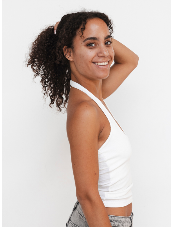 Vrouwelijk model met donkerbruin haar Fabiana A.