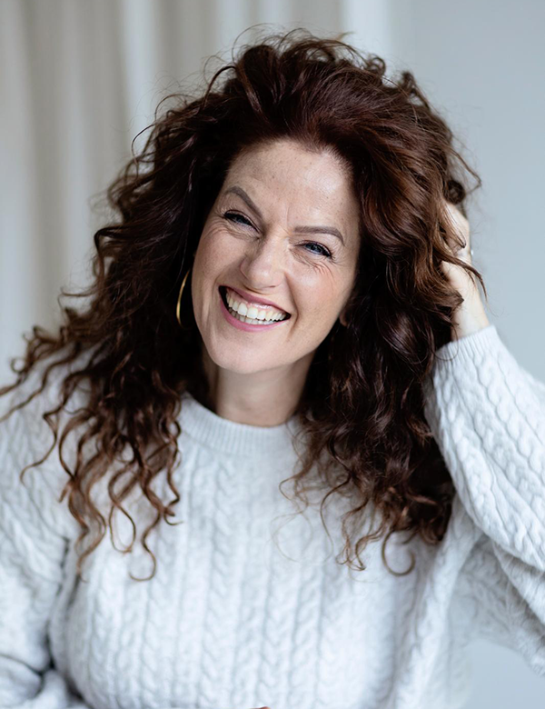Vrouwelijk model met rood/bruin haar Janneke B.