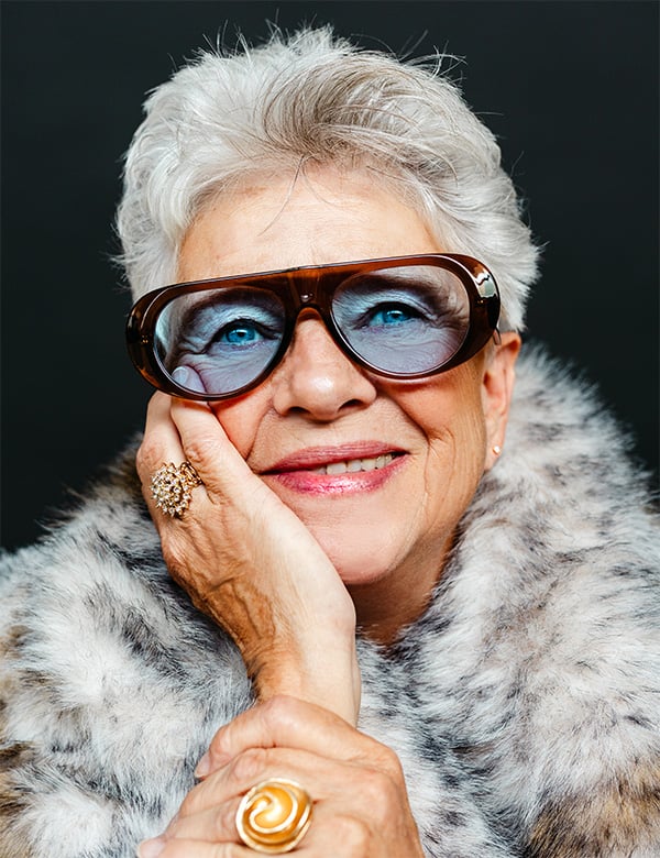 Vrouwelijk model Hanita S.