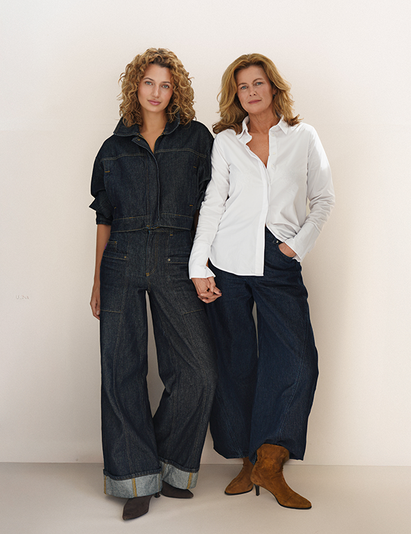 Vrouwelijk model met donkerblond haar Liz M.