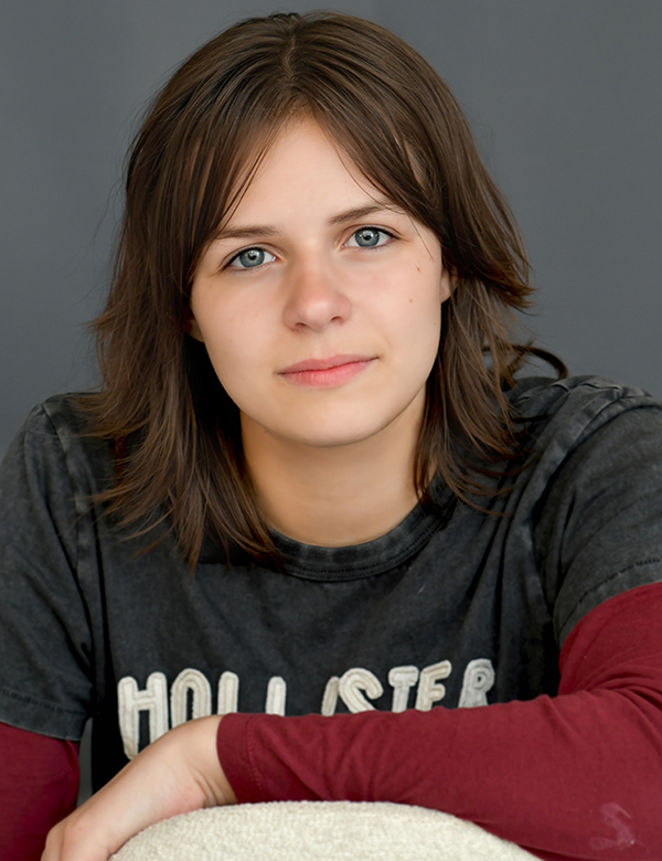 Tienermodel met bruin haar Rosalie W.