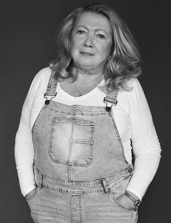 Vrouwelijk model met blond haar Yvonne A.